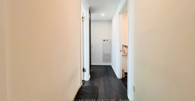 2202-197 Yonge Street, Toronto, ON, M5B 1M4 - 8
