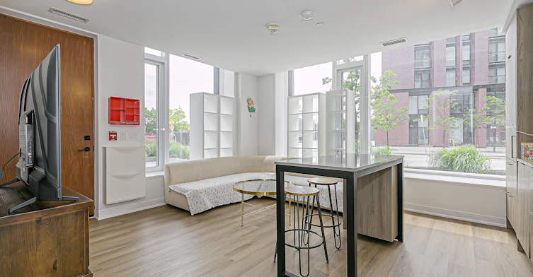 S118-180 Mills Street W, Toronto, ON, M5A 0V7 - 7