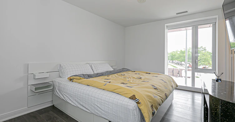 S118-180 Mills Street W, Toronto, ON, M5A 0V7 - 17