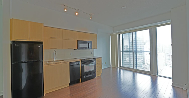 2109-126 Simcoe Street, Toronto, ON, M5H 4E6 - 6