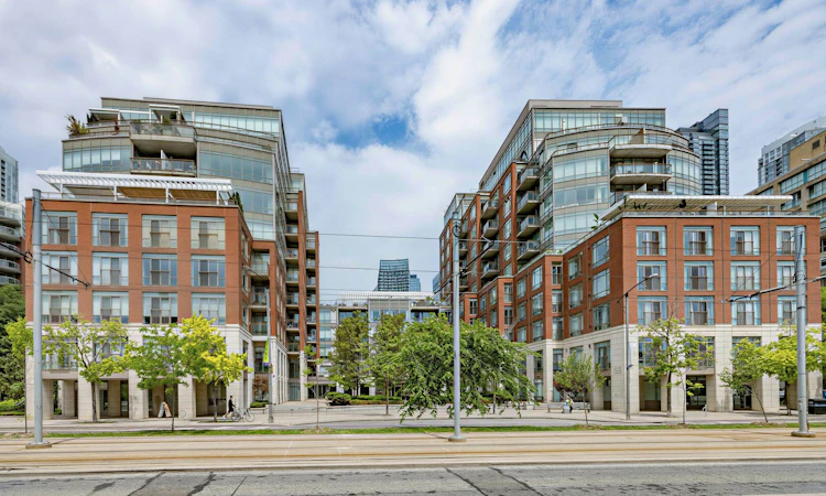 518E-500 Queens Quay W