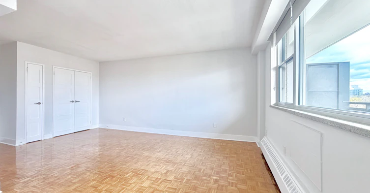 908-276 St George Street, Toronto, ON, M5R 2P6 - 8