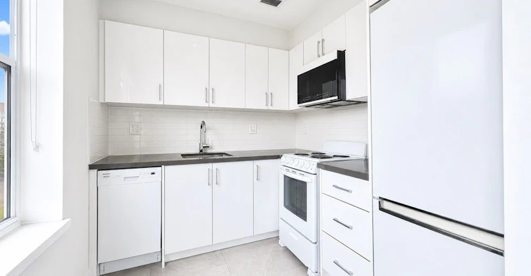 402-1545 Bathurst Street, Toronto, ON, M5P 3H6 - 6