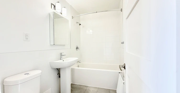 402-1545 Bathurst Street, Toronto, ON, M5P 3H6 - 8