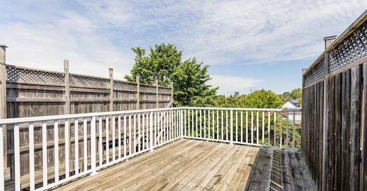8 Parr Street, Toronto, ON, M6J 2E3 - 9
