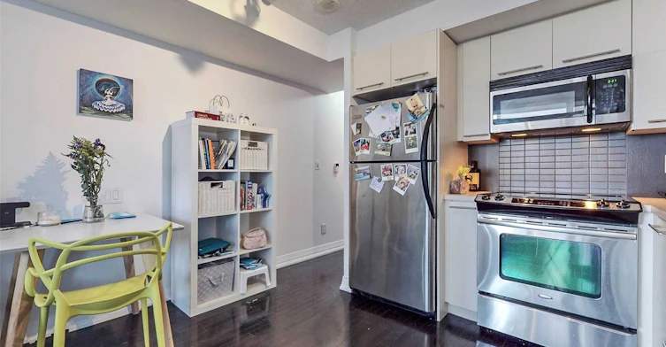 701-25 Carlton Street, Toronto, ON, M5B 1L4 - 3