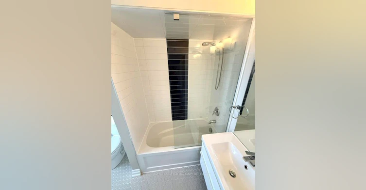 2A-259 Gerrard Street E, Toronto, ON, M5A 2G1 - 9