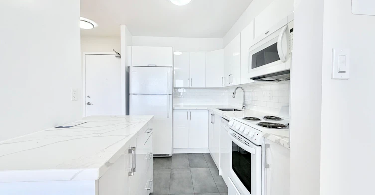 2311-666 Spadina Avenue, Toronto, ON, M5S 2H8 - 4