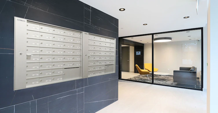 107-11 Walmer Road, Toronto, ON, M5R 2W9 - 9