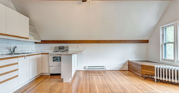 301-125 Madison Avenue, Toronto, ON, M5R 2S3 - 3