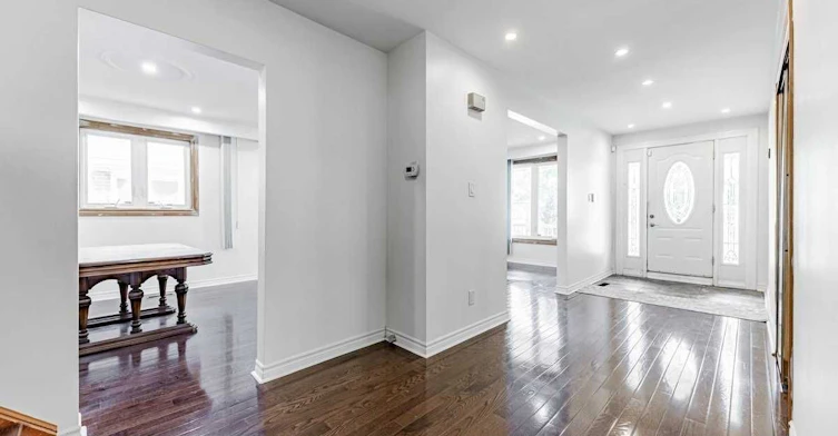 9 Chalet (Upper) Road, Toronto, ON, M2J 3V4 - 3