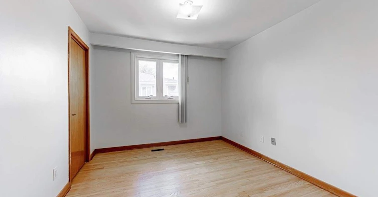 9 Chalet (Upper) Road, Toronto, ON, M2J 3V4 - 11