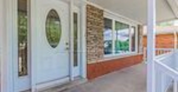 9 Chalet (Upper) Road, Toronto, ON, M2J 3V4 - 2