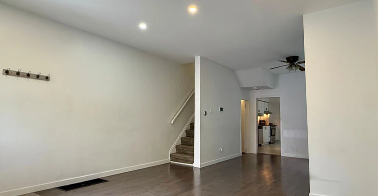 7 Casimir Street, Toronto, ON, M5T 2P6 - 5