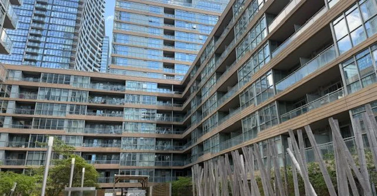 1702-10 Capreol Court, Toronto, ON, M5V 4B3 - 15