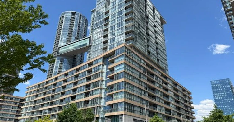 1702-10 Capreol Court, Toronto, ON, M5V 4B3