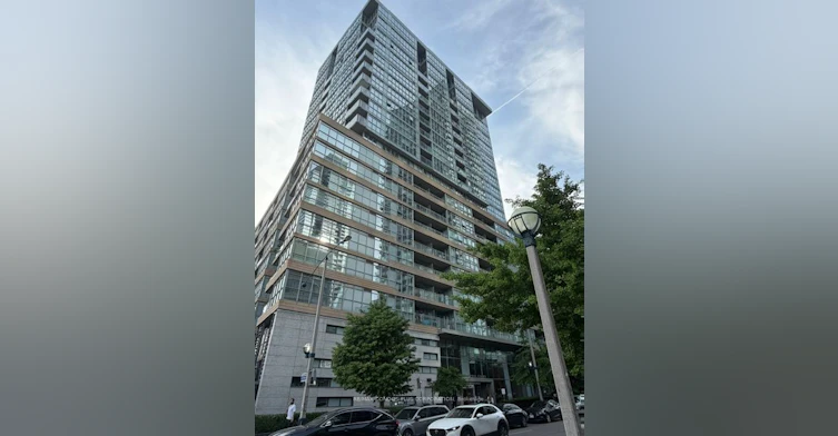 1702-10 Capreol Court, Toronto, ON, M5V 4B3 - 2