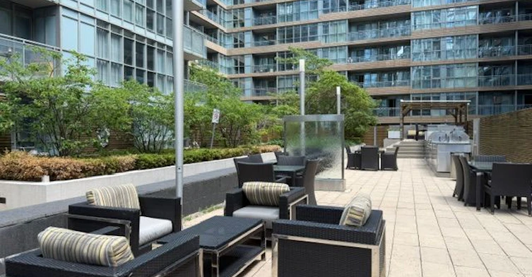 1702-10 Capreol Court, Toronto, ON, M5V 4B3 - 14