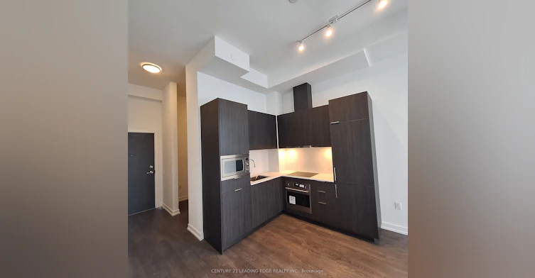 S902-8 Olympic Garden Drive, Toronto, ON, M2M 0B9 - 11