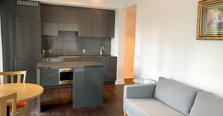1810-7 Grenville Street, Toronto, ON, M4Y 0E9 - 13