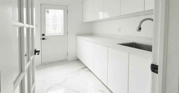 89 Yonge Boulevard W, Toronto, ON, M5M 3G8 - 11