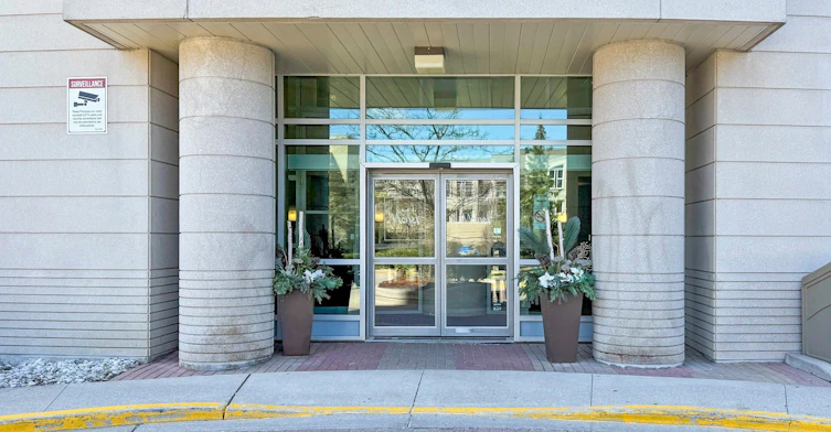 1612-60 Byng Avenue, Toronto, ON, M2N 4K3 - 3