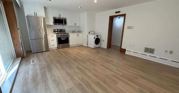 Lower-368 Spring Garden Avenue, Toronto, ON, M2N 3H5