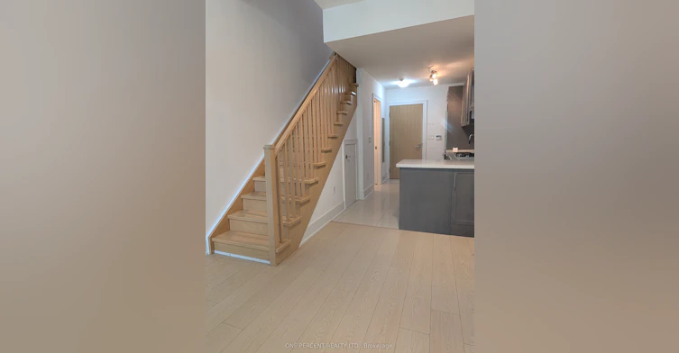 131-39 Queens Quay E, Toronto, ON, M5E 0A5 - 4