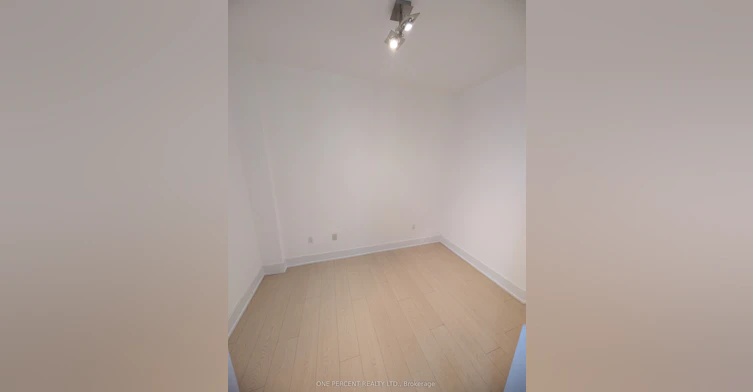 131-39 Queens Quay E, Toronto, ON, M5E 0A5 - 7