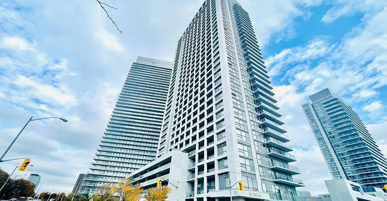 303-275 Yorkland Road, Toronto, ON, M2J 0B4