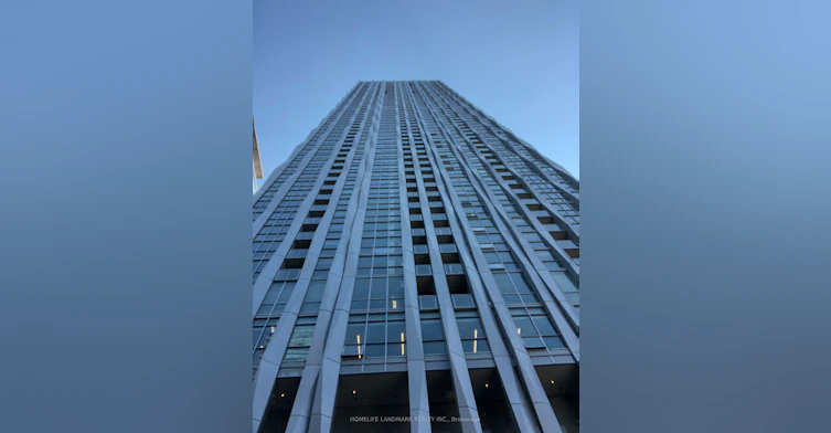 604-1 Yorkville Avenue, Toronto, ON, M4W 1L1