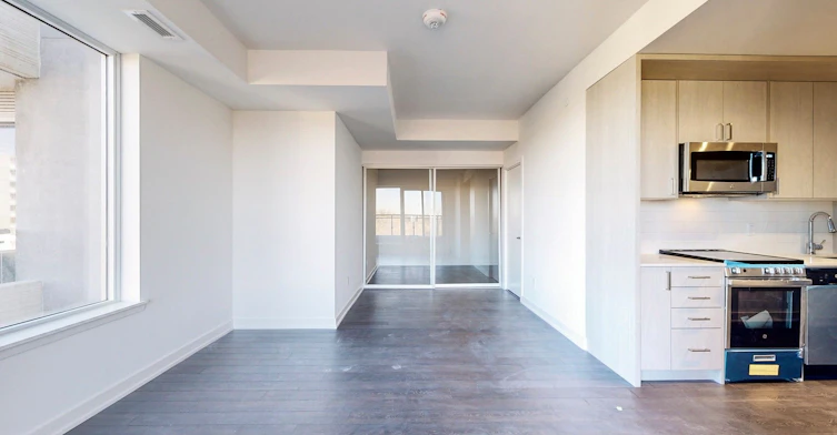 610-1 Cardiff Street, Toronto, ON, M4P 0G2 - 7