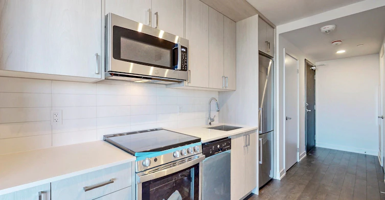 610-1 Cardiff Street, Toronto, ON, M4P 0G2 - 9