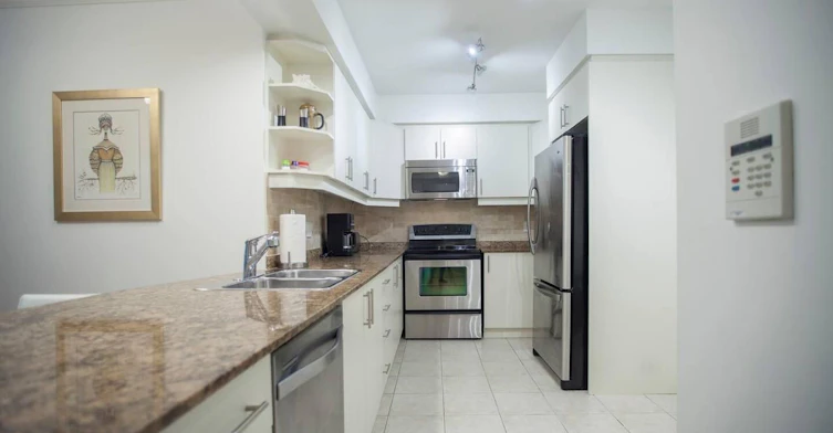 221-38 William Carson Crescent, Toronto, ON, M2P 2H2 - 8