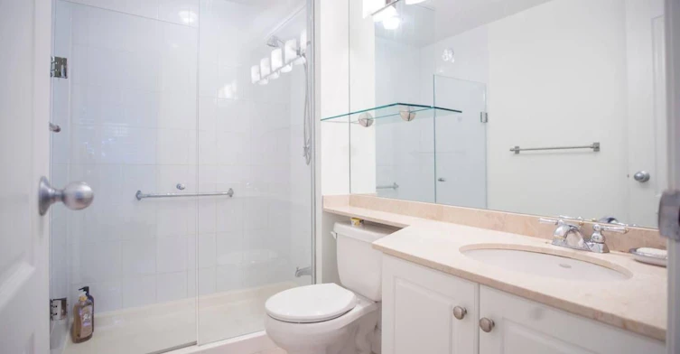 221-38 William Carson Crescent, Toronto, ON, M2P 2H2 - 16