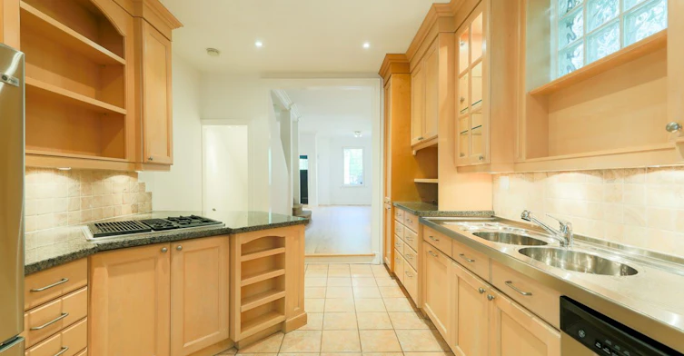 101 Pears Avenue, Toronto, ON, M5R 1S9 - 17