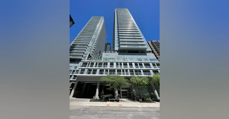 2015-195 Redpath Avenue, Toronto, ON, M4P 0E4
