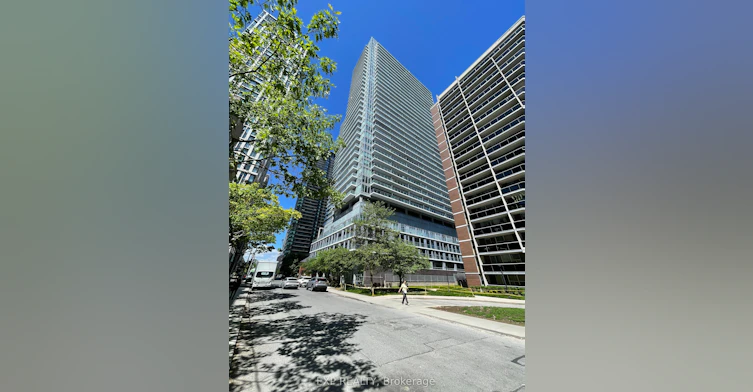 2015-195 Redpath Avenue, Toronto, ON, M4P 0E4 - 37
