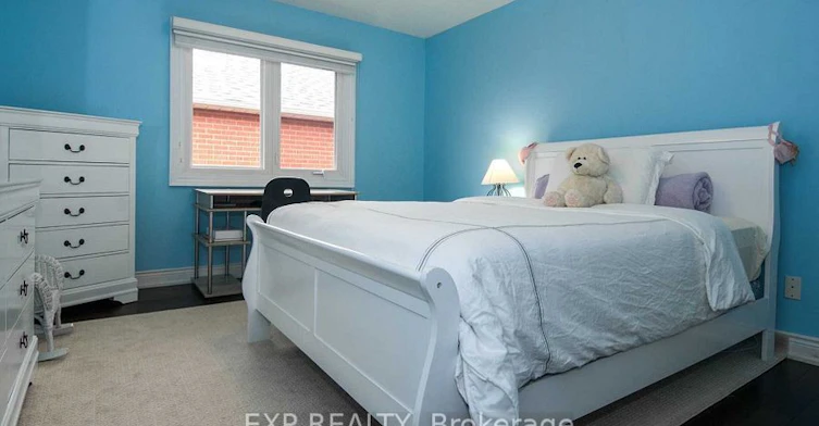 220 Viewmount Avenue, Toronto, ON, M6B 1T8 - 28