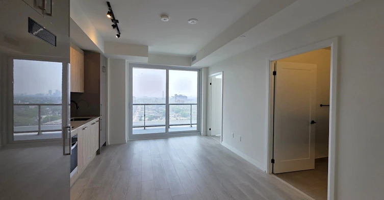 1811-280 Dundas Street W, Toronto, ON, M5T 0E3 - 2