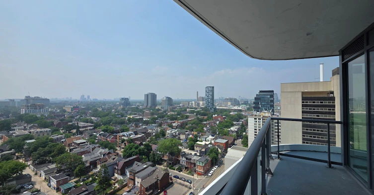 1811-280 Dundas Street W, Toronto, ON, M5T 0E3 - 12