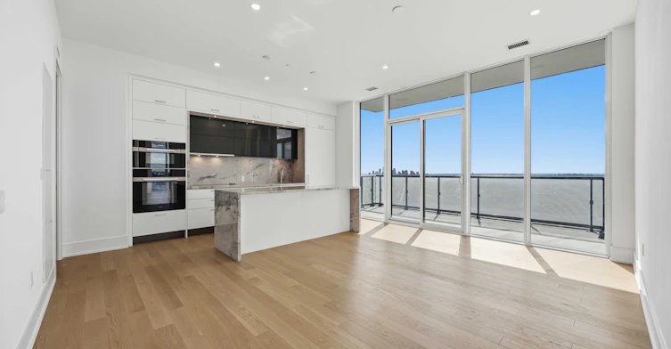 PH3-10 Inn ON The Park Drive, Toronto, ON, M3C 0P9 - 7