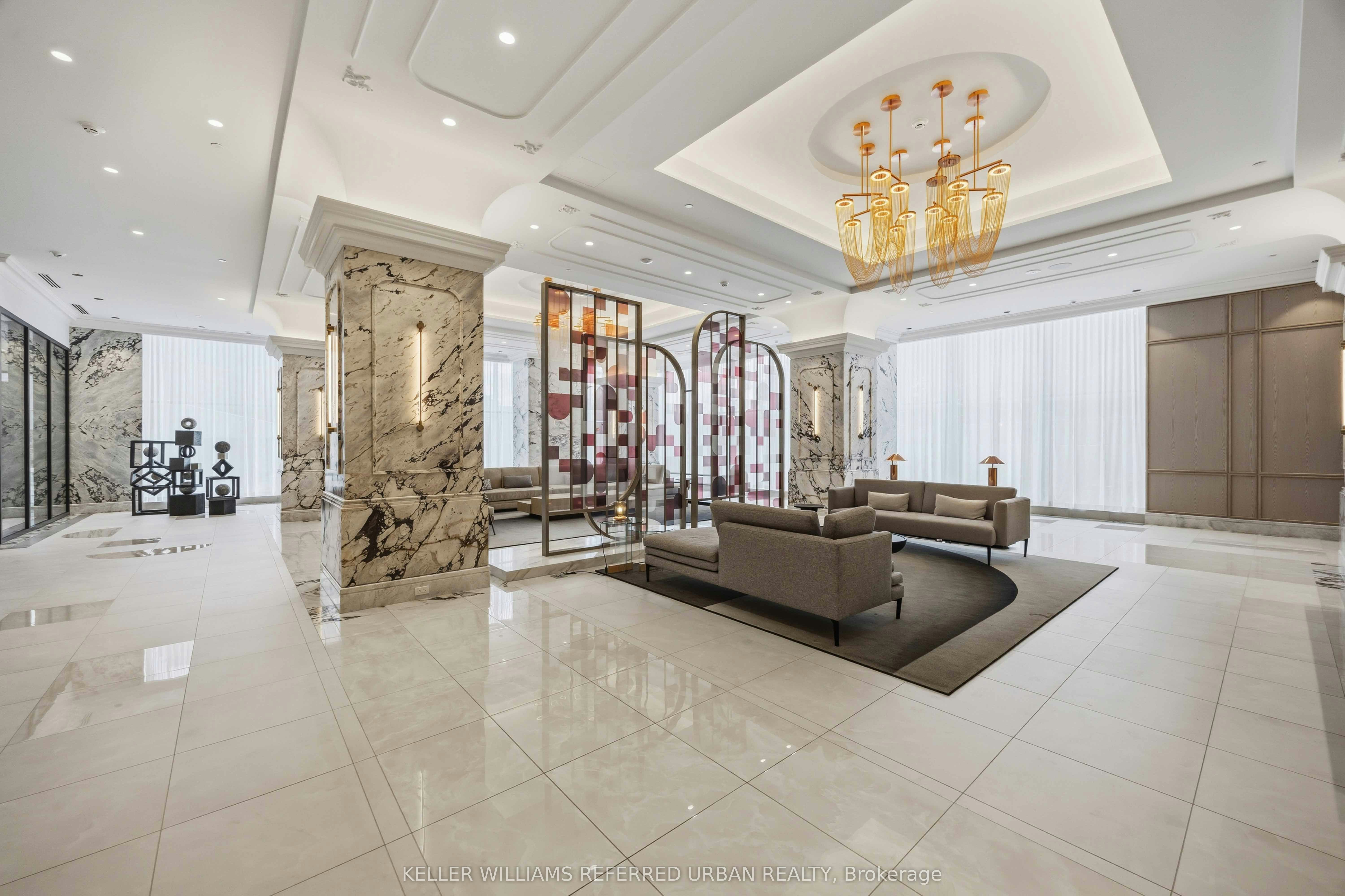 PH3-10 Inn ON The Park Drive, Toronto, ON, M3C 0P9 - 4