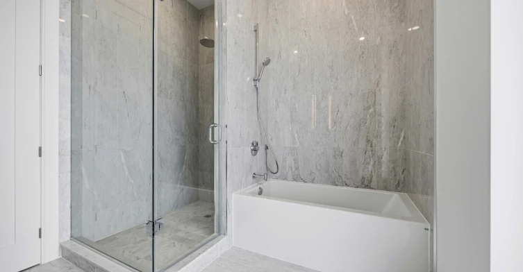 PH3-10 Inn ON The Park Drive, Toronto, ON, M3C 0P9 - 20