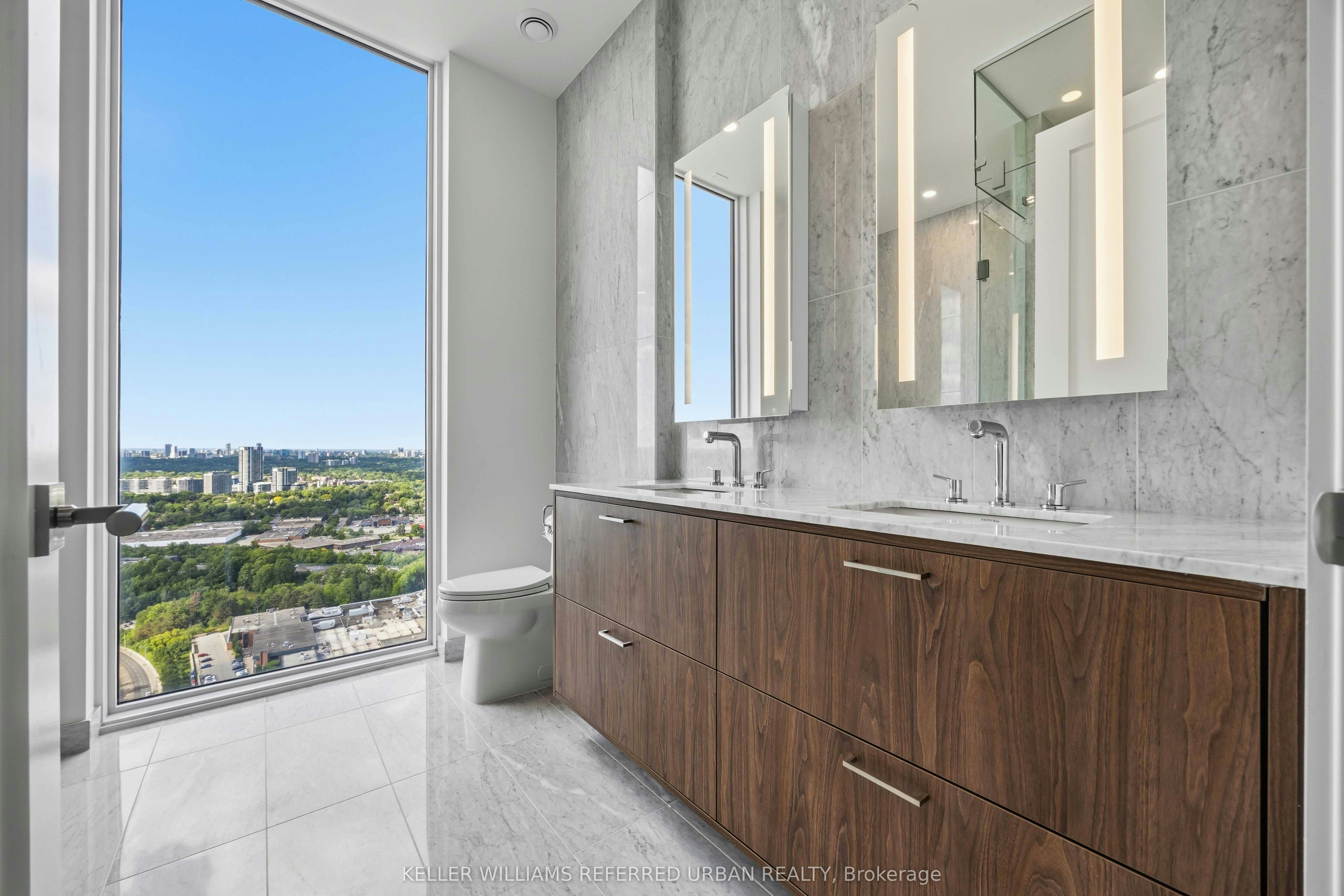 PH3-10 Inn ON The Park Drive, Toronto, ON, M3C 0P9 - 19