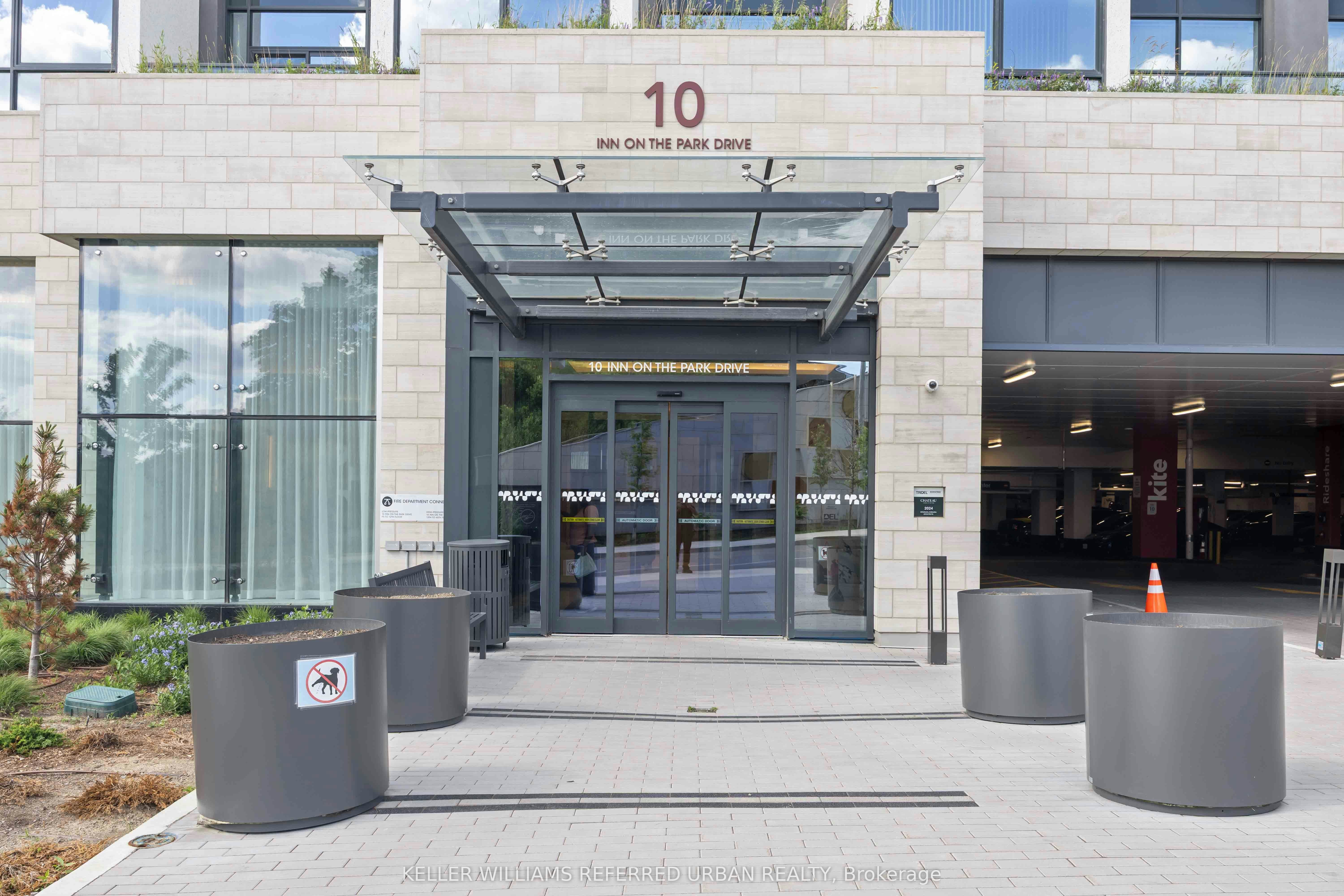 PH3-10 Inn ON The Park Drive, Toronto, ON, M3C 0P9 - 2