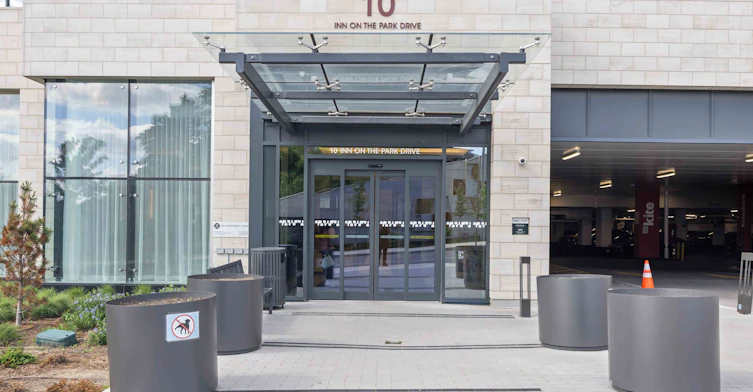 PH3-10 Inn ON The Park Drive, Toronto, ON, M3C 0P9 - 2
