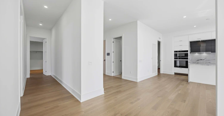 PH3-10 Inn ON The Park Drive, Toronto, ON, M3C 0P9 - 12