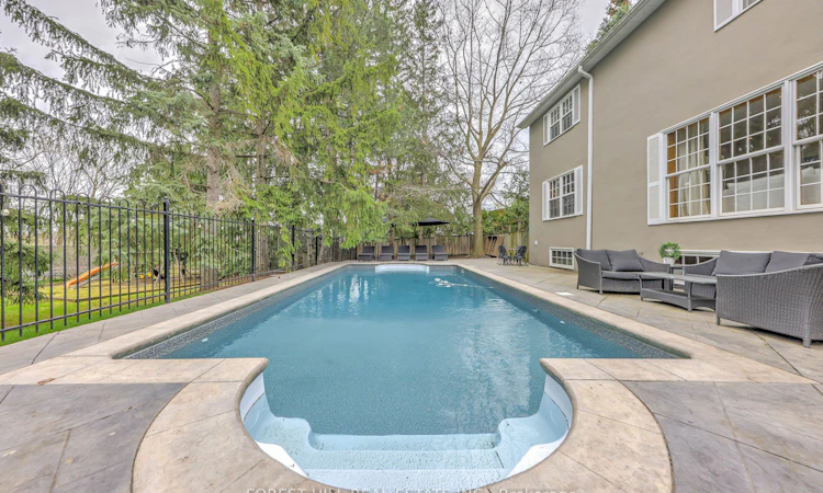 48 Grangemill Crescent