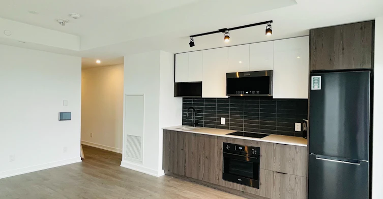 3505-5 Defries Street, Toronto, ON, M5A 0W7 - 11